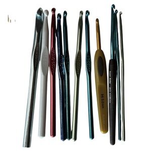 11 Yarn Art Tools Misc Sized Crochet Hooks